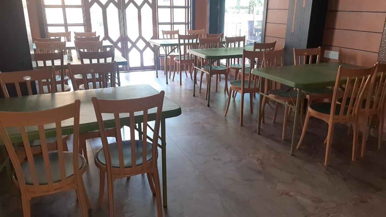 Hotel Neel Sagar, Rajbari Complex, Old Digha ディガ エクステリア 写真