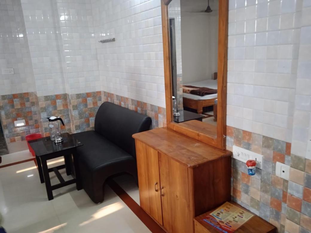 Hotel Neel Sagar, Rajbari Complex, Old Digha ディガ エクステリア 写真